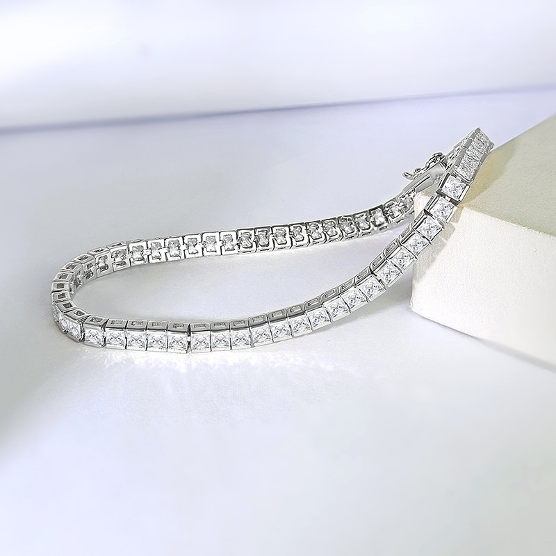 Brand Fashion Tennis bracelet  - Tennis Bracelet Cubic ulasan dan harga